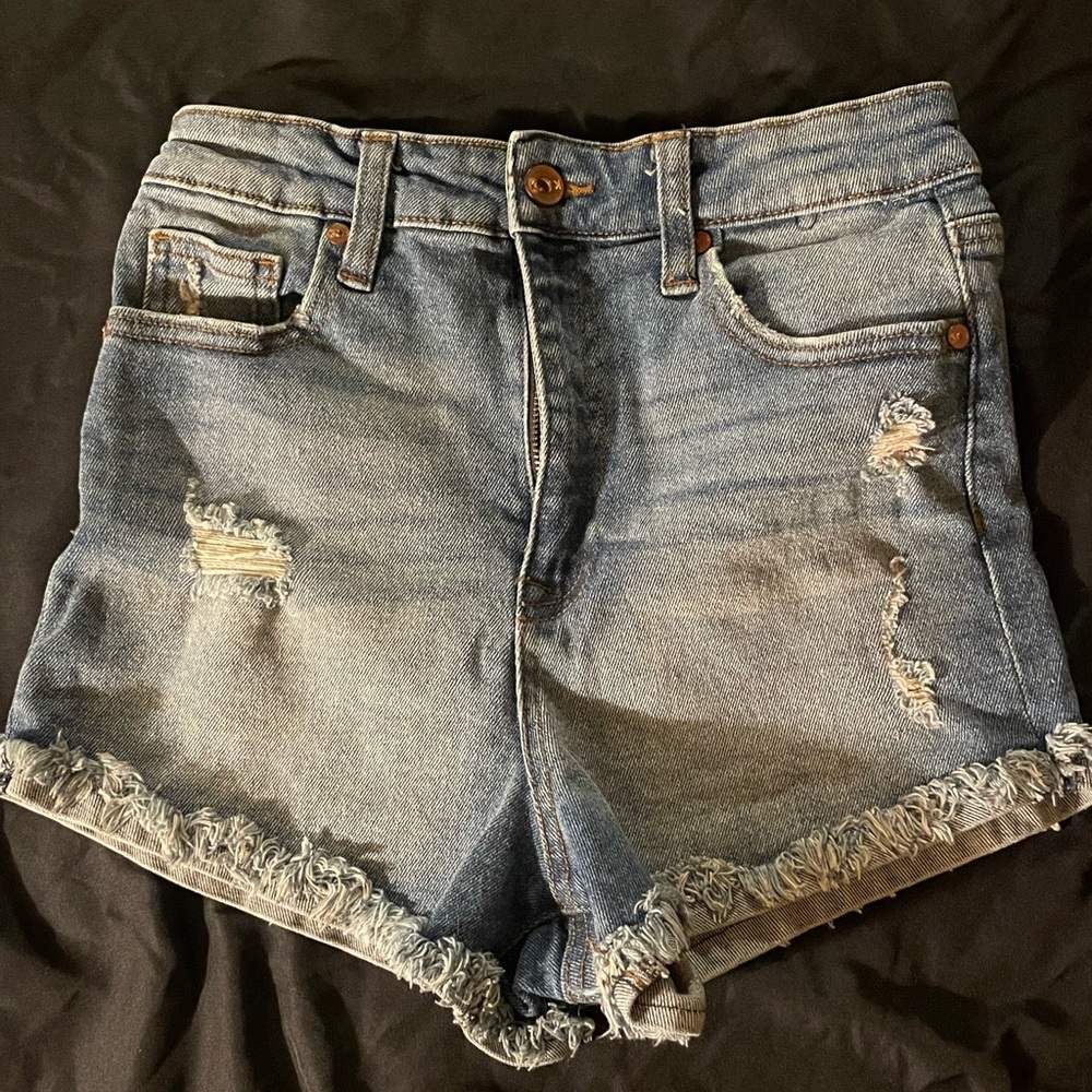 Kendall and Kylie “The drifter high rise shorts”